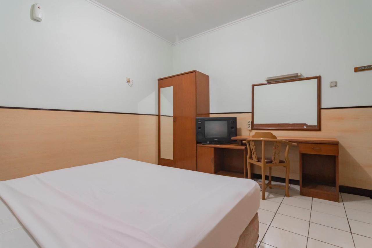 Hotel Koolkost Near Bandung Station Esterno foto