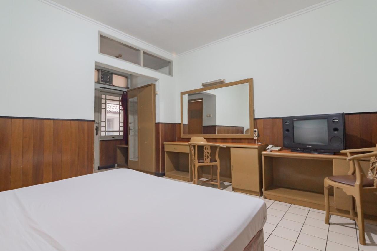 Hotel Koolkost Near Bandung Station Esterno foto