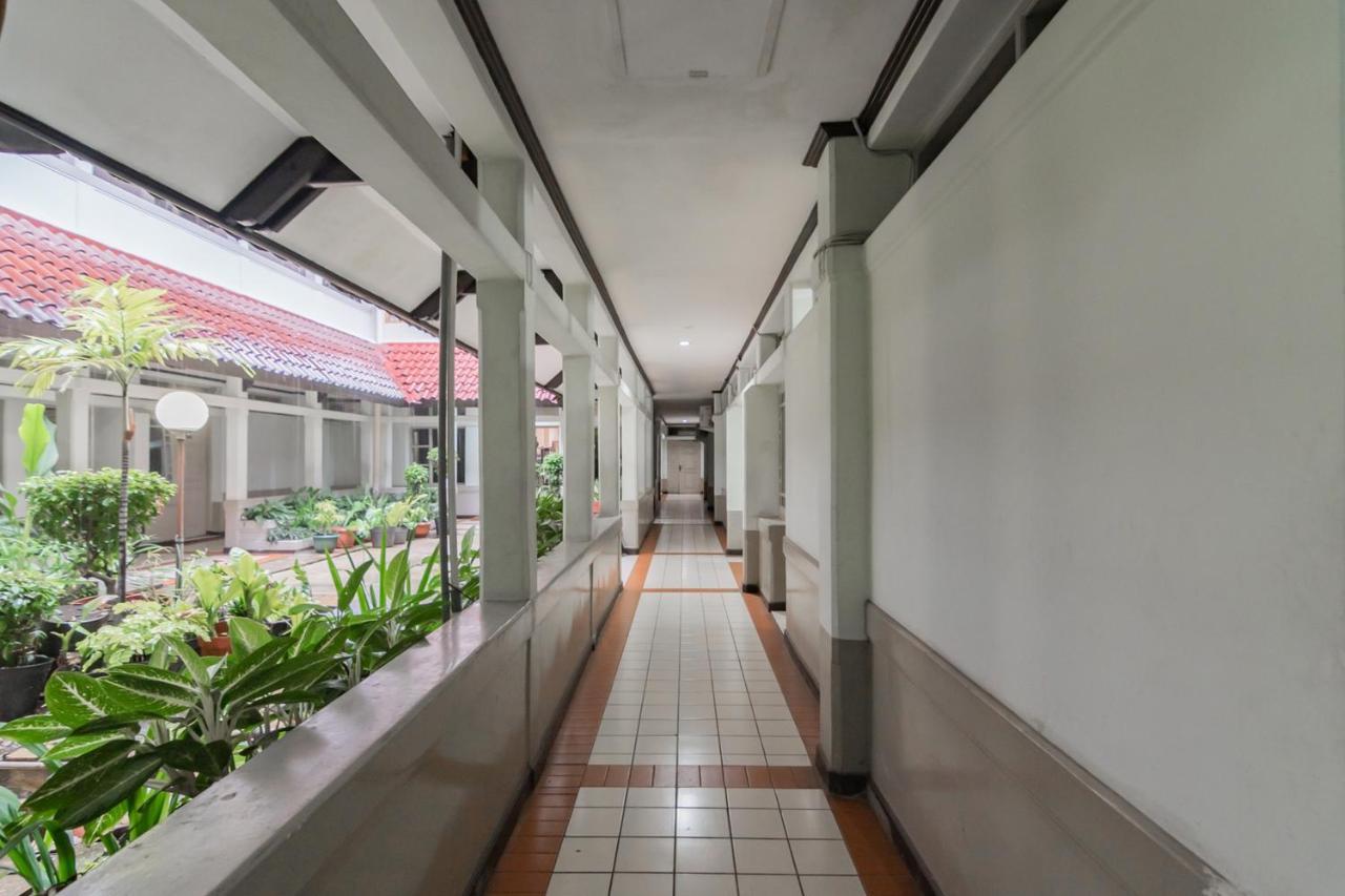 Hotel Koolkost Near Bandung Station Esterno foto